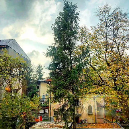 Pergola Boutique Бухарест