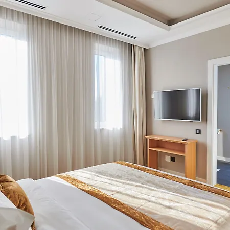 Pergola Boutique 4*