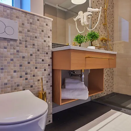 Pergola Boutique Hotel 4*