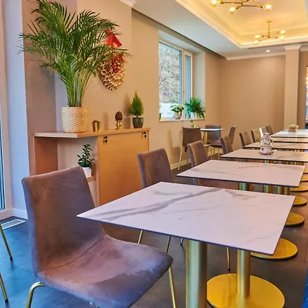 Pergola Boutique 4*