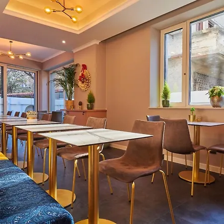 Pergola Boutique 4* Bucharest