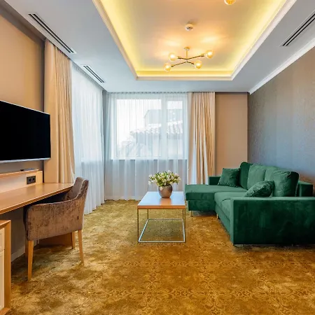 Pergola Boutique Hotel 4*
