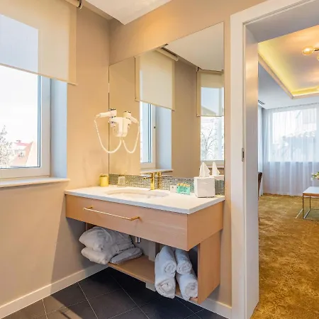 Отель Pergola Boutique 4*