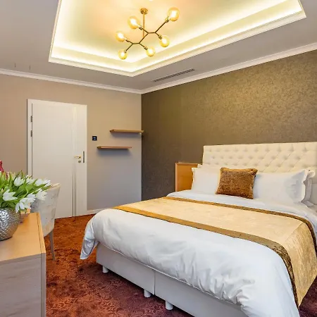 Pergola Boutique Hotel 4*