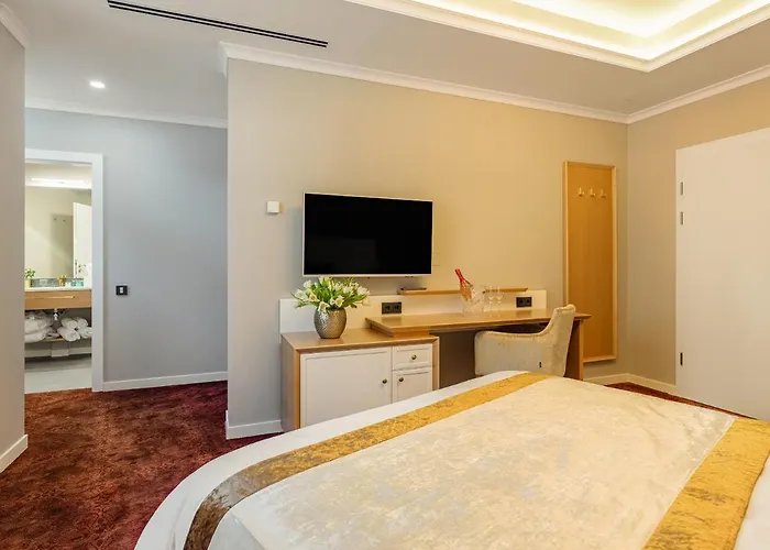 Pergola Boutique בוקרשט