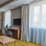 Pergola Boutique Bükreş