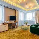 Pergola Boutique Otel Bükreş