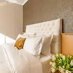 Pergola Boutique Otel Bükreş