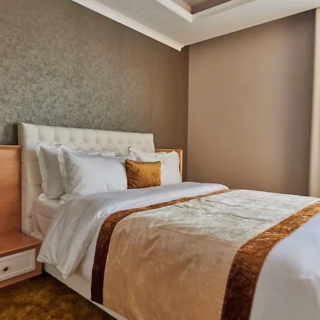 Pergola Boutique 4*
